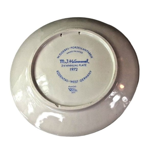 Vintage Goebel MJ Hummel 1972 & 1973 Annual Collector Plates West Germany 7.5" - Picture 6 of 8